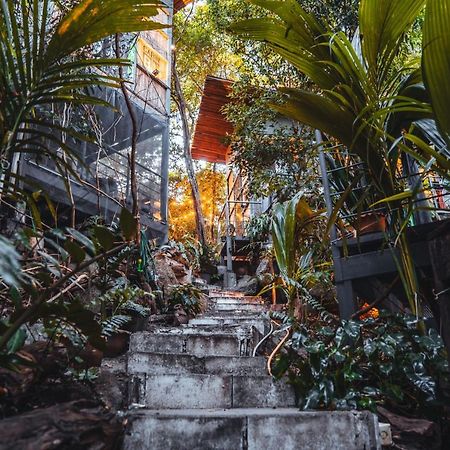 Warehouse Hostel Ko Tao Dış mekan fotoğraf